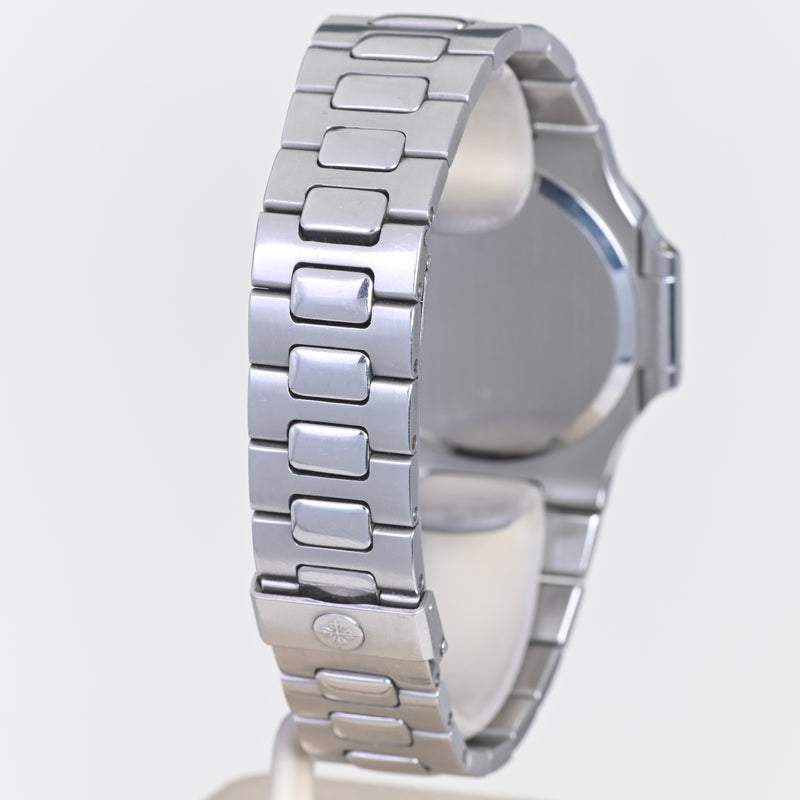 Patek Philippe Nautilus Jumbo 3700/1A